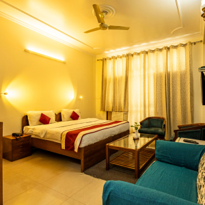 Shared Balcony Double Bed Room of Theap - Best Guest House in Noida Sector 55